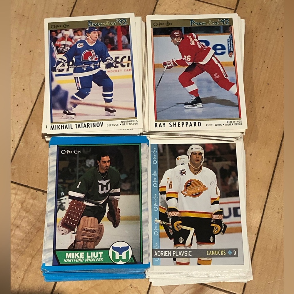3/$40 Vintage Hockey Trading Cards Collection
